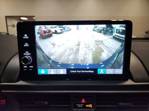 Certified 2025 Honda Pilot EX-L image 15