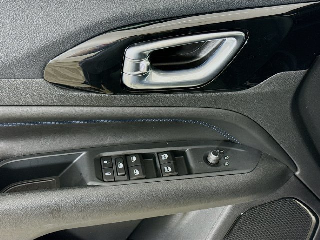 New 2026 Jeep Compass Latitude AWD/4WD image 17