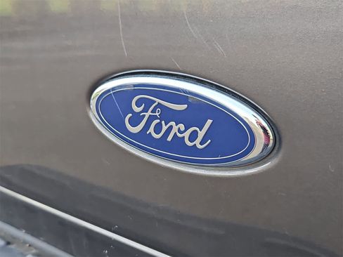 Used 2006 Ford F250 4x4 Crew Cab Super Duty image 11