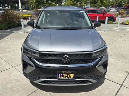 Used 2023 Volkswagen Taos S FWD image 3