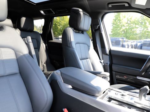 Used 2019 Land Rover Range Rover Sport Autobiography AWD/4WD image 12