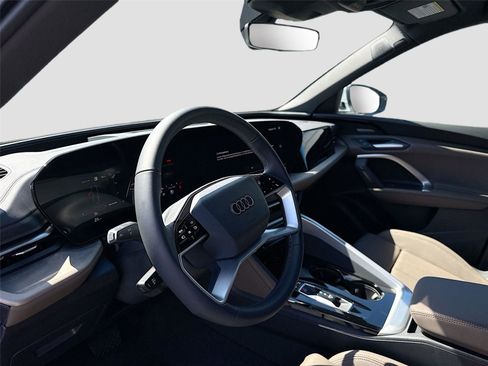 New 2025 Audi Q5 Premium Plus image 9