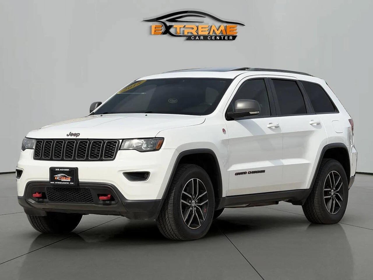 Used 2018 Jeep Grand Cherokee Trailhawk AWD/4WD image 1