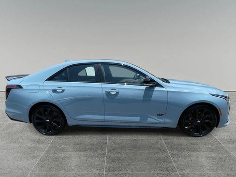 New 2025 Cadillac CT4 V image 6