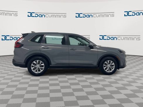 Used 2023 Honda CR-V LX image 9