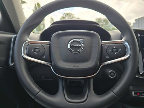 Used 2026 Volvo XC40 B5 Plus w/ Protection Package Premier AWD/4WD image 24