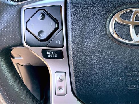 Used 2021 Toyota 4Runner Limited image 24