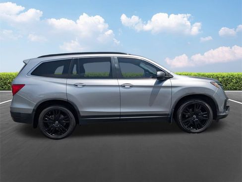 Used 2021 Honda Pilot Special Edition image 3