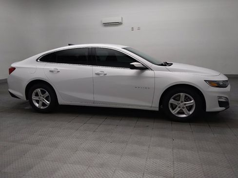 Used 2025 Chevrolet Malibu LS FWD image 11