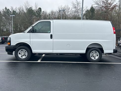 New 2025 Chevrolet Express 2500 w/ Driver Convenience Package image 3