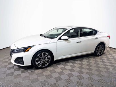 Certified 2025 Nissan Altima 2.5 SL