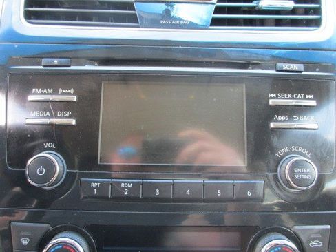 Used 2014 Nissan Altima 2.5 SL FWD image 20