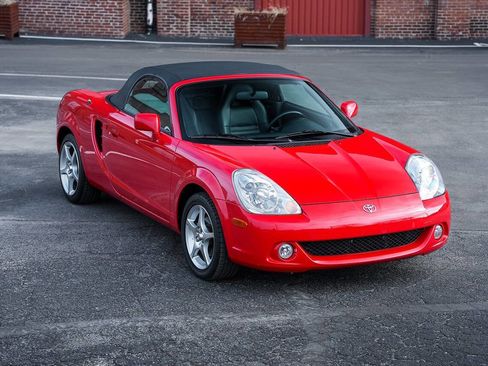 Used 2003 Toyota MR2 image 43