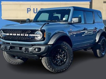 New 2025 Ford Bronco Badlands w/ Sasquatch Package
