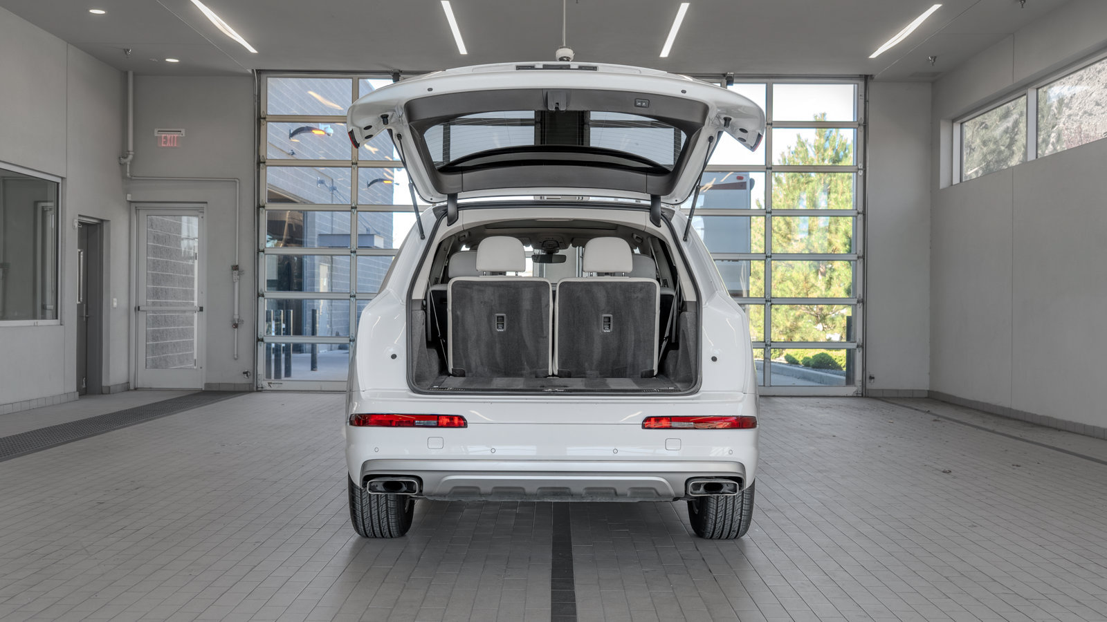 Used 2019 Audi Q7 2.0T Premium w/ Convenience Package AWD/4WD image 16