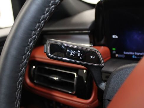 Used 2025 Lincoln Aviator Reserve image 41