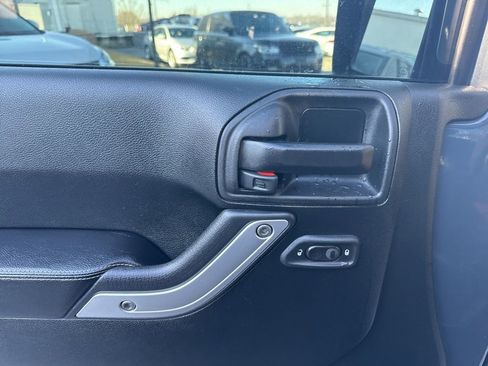 Used 2017 Jeep Wrangler Unlimited Sahara w/ Quick Order Package 24E Chief image 11