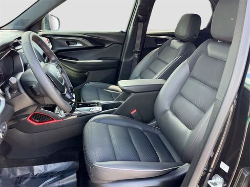 Used 2023 Chevrolet TrailBlazer RS image 19