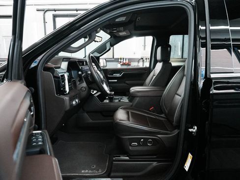 Used 2024 GMC Sierra 1500 Denali w/ Denali Reserve Package AWD/4WD image 28