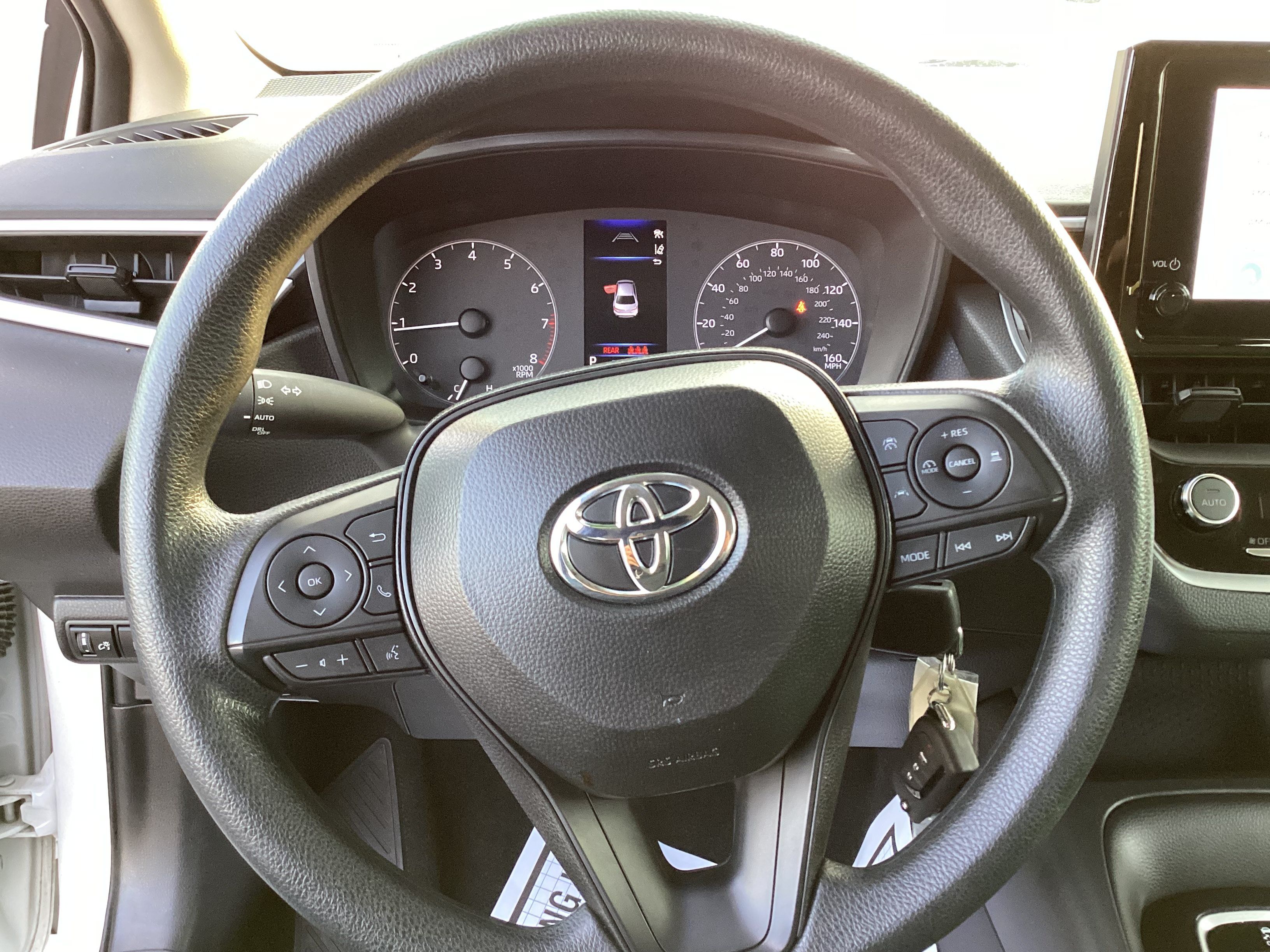 Certified 2025 Toyota Corolla LE FWD image 4