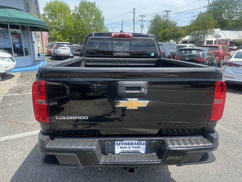 Used 2016 Chevrolet Colorado Z71 image 10