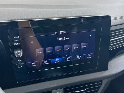 Used 2025 Volkswagen Jetta Sport image 19