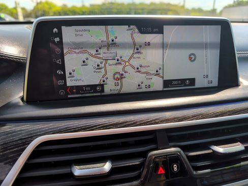 Used 2018 BMW 750i xDrive image 24