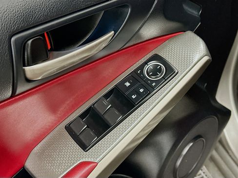 Used 2018 Lexus IS 300 AWD image 15