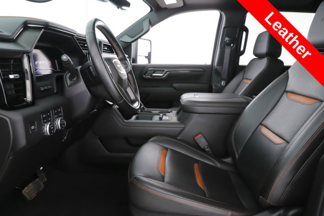 Used 2024 GMC Sierra 2500 AT4 w/ Technology Package AWD/4WD image 16