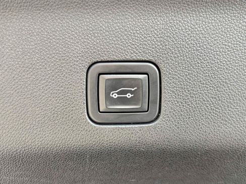 Used 2021 Cadillac Escalade ESV Premium Luxury Platinum AWD/4WD image 49