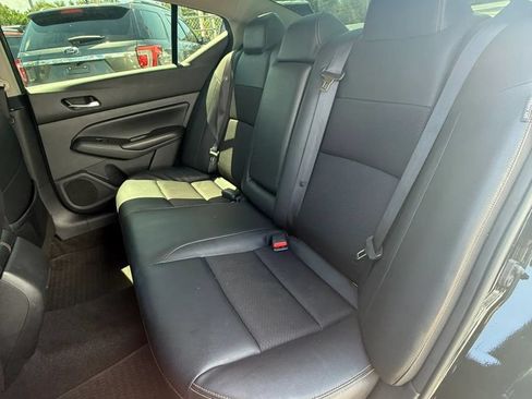Used 2022 Nissan Altima 2.5 SR FWD image 10