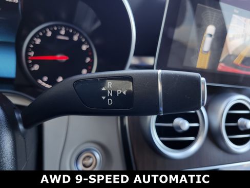 Used 2022 Mercedes-Benz GLC 300 4MATIC image 9