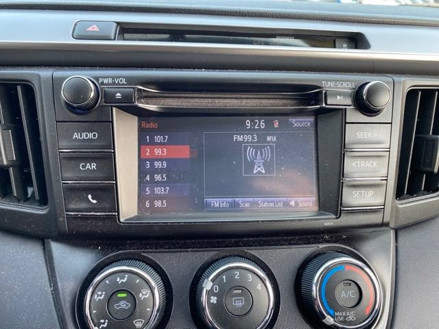 Used 2016 Toyota RAV4 LE AWD/4WD image 8