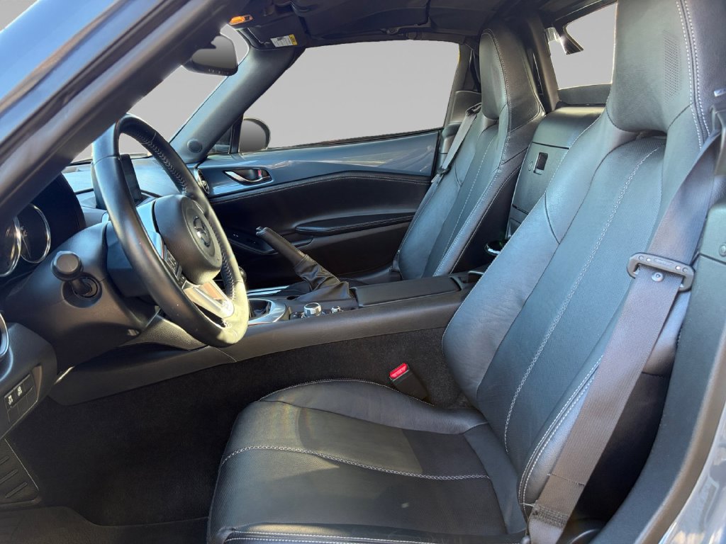 Used 2021 MAZDA MX-5 Miata RF Grand Touring RWD image 10