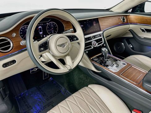 Certified 2024 Bentley Flying Spur Azure AWD/4WD image 12
