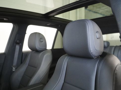 Used 2026 Mercedes-Benz GLE 350 4MATIC image 12