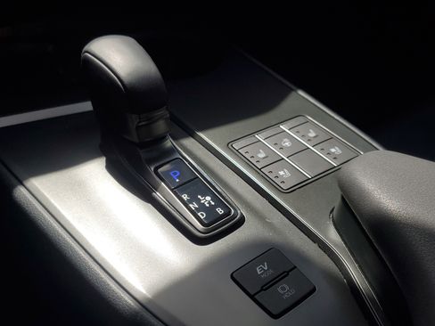 Used 2025 Lexus UX 300h FWD w/ Accessory Package (Z1) image 30