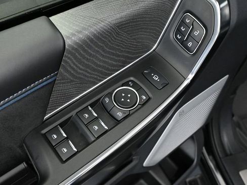 Used 2025 Ford F250 Platinum image 20