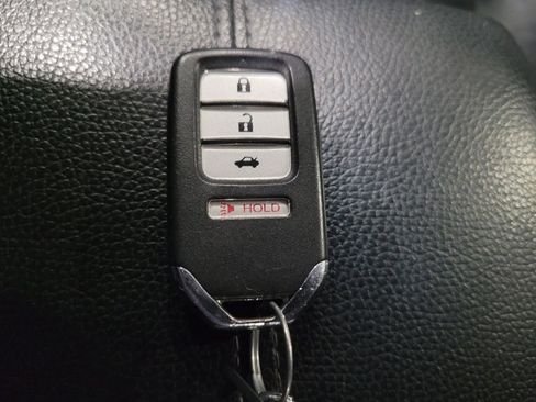 Used 2015 Honda Accord EX-L image 32