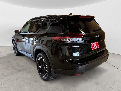 New 2026 Nissan Rogue SV AWD/4WD image 3