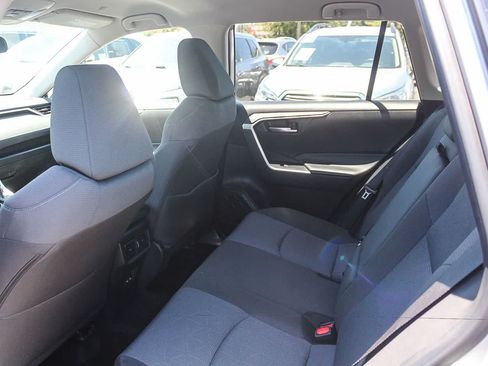 Used 2025 Toyota RAV4 XLE AWD/4WD image 24