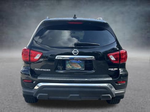 Used 2020 Nissan Pathfinder S FWD image 4