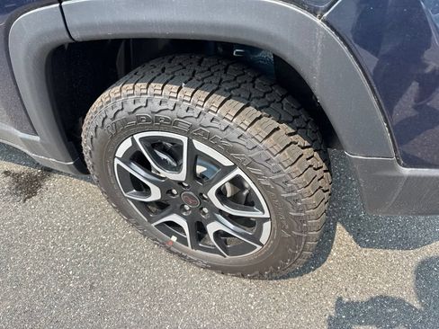 New 2026 Jeep Compass Trailhawk AWD/4WD image 18