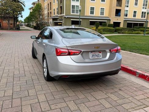 Used 2020 Chevrolet Malibu LT FWD image 4