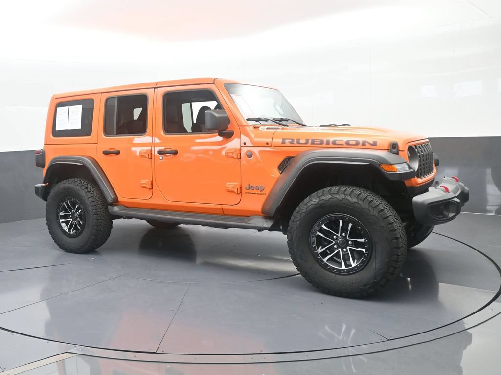 Used 2025 Jeep Wrangler Unlimited Rubicon w/ XTREMEE 35" Tire Package AWD/4WD image 8