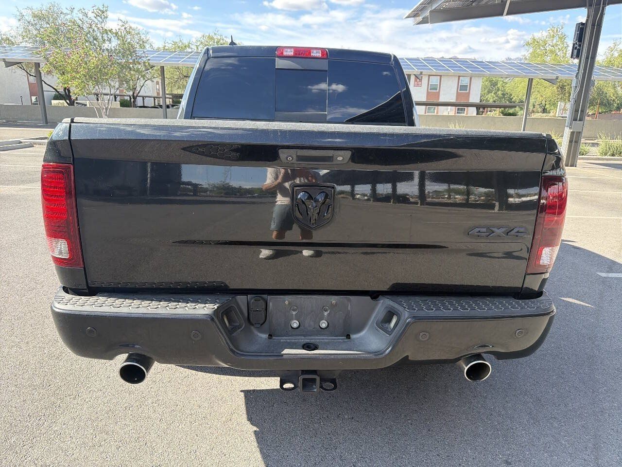 Used 2015 RAM 1500 Sport w/ Black Ram 1500 Sport Group AWD/4WD image 9