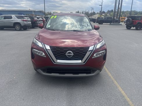 Used 2023 Nissan Rogue SV AWD/4WD image 9