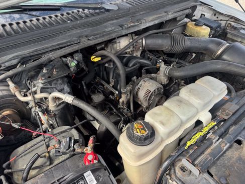 Used 2001 Ford F350 2WD Regular Cab DRW Super Duty image 14