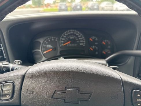 Used 2005 Chevrolet Silverado 1500 w/ Safe And Sound Package image 23