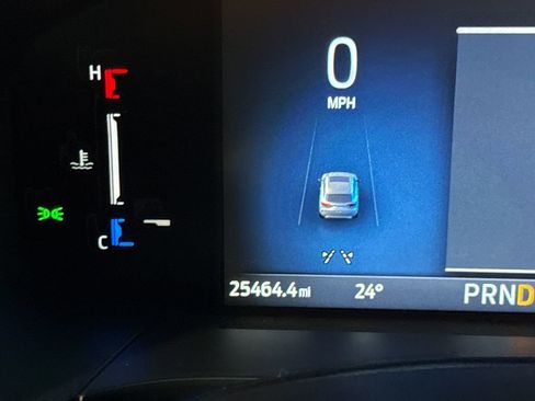 Used 2025 Ford Escape Active image 36